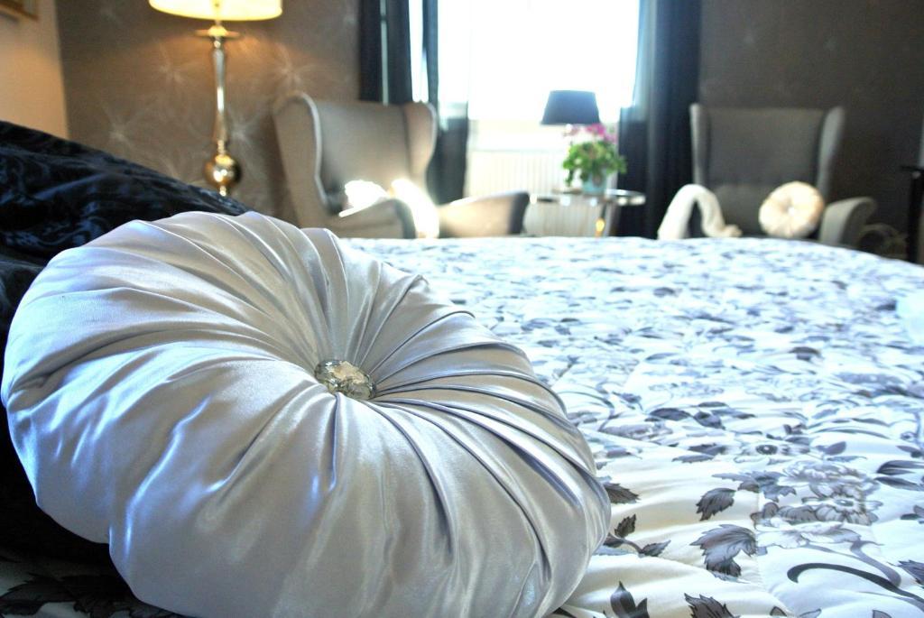 Villa Harriet Fittja Chambre photo
